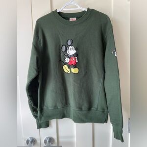 Vintage Mickey Mouse Green Sweatshirt